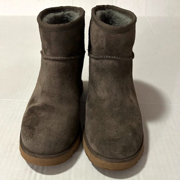 UGG Classic Femme Mini Snow Boots - Picture 8 of 8
